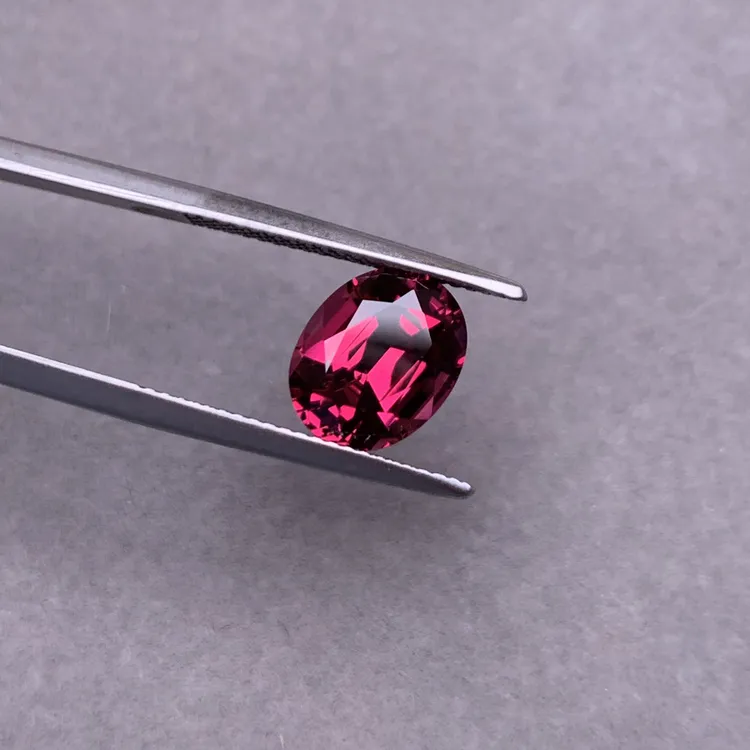 镁铝榴石蛋8/10mm。10倍镜全净精切，3卡多。高品质要求的来