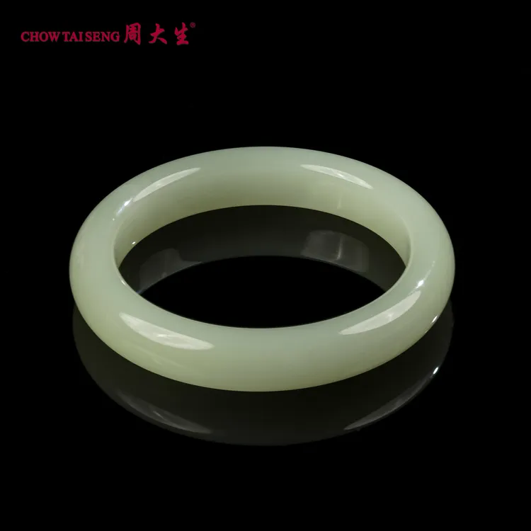 周大生 【水佩】和田玉晴水湖水绿玉手镯女款 多样性发货 Z0SZ009