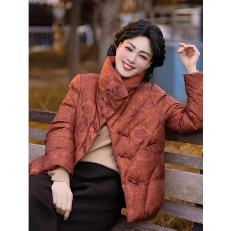 2025新款妈妈装冬装白鸭绒羽绒服毛领中年女装时尚保暖冬季外套