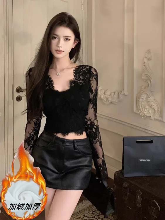 纯欲风V领蕾丝打底衫女2025年秋冬新款性感辣妹短款露脐加绒上衣