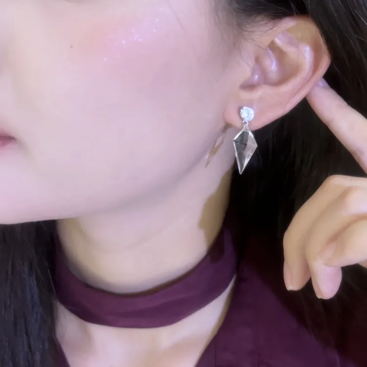 铜合金锆石耳饰 简约风女耳钉几何气质ins冷淡风小众 闪锆方圆