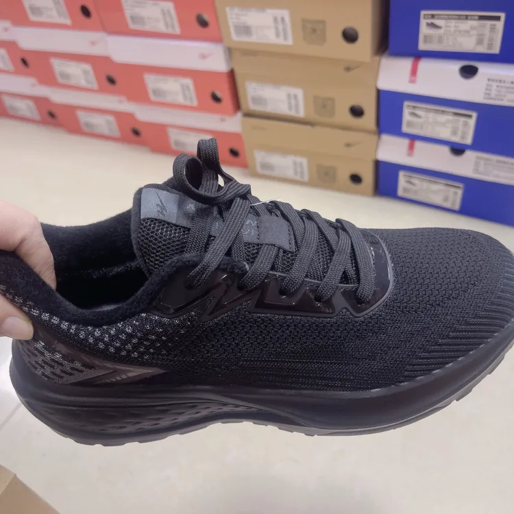 青岛大姐姐男加薄绒保暖轻便时尚易弯折功能跑步鞋不捂脚防水防雪