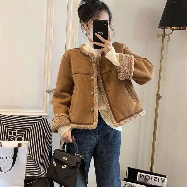 美拉德麂皮绒皮毛一体羊羔毛外套女秋冬短款新款韩风保暖加厚上衣