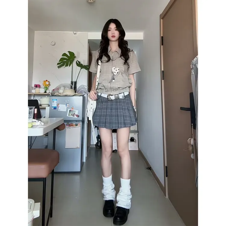2025夏季新款女韩系穿搭修身翻领短袖上衣气质高腰显瘦格纹半身裙