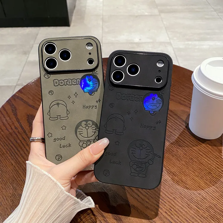 镭射叮当猫适用iPhone17pro手机壳苹果16新款15promax全包防摔13p