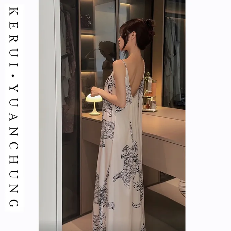 【 月光雪豹】法式吊带睡裙女新款小众气质美背收腰显瘦可外穿睡衣