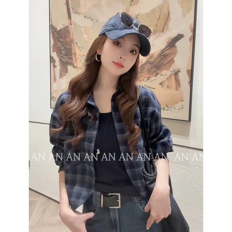 C08505复古慵懒风宽松格子衬衫外套+内搭吊带背心两件套