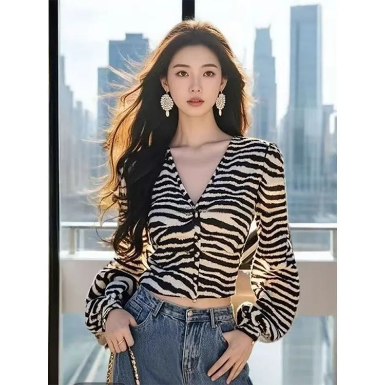 性感纯欲风辣妹斑马纹长袖衬衫女秋季2025新款设计感洋气修身上衣