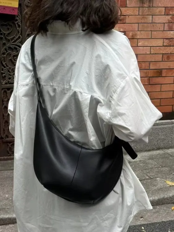 2025百搭极简慵懒风饺子软皮腋下包小众高级感通勤单肩包斜挎包包