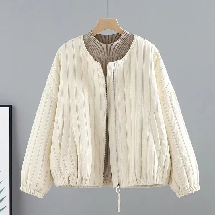 设计感小众简约褶皱圆领轻薄短款棉服外套女秋冬新款时尚保暖棉衣