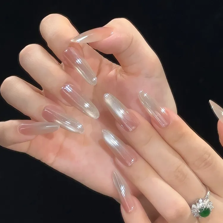 【白月光】超亮猫眼渐变新款手工穿戴甲高级感显白简约百搭精致美甲