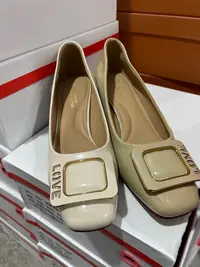 66053 （中间B区）高端时尚女鞋