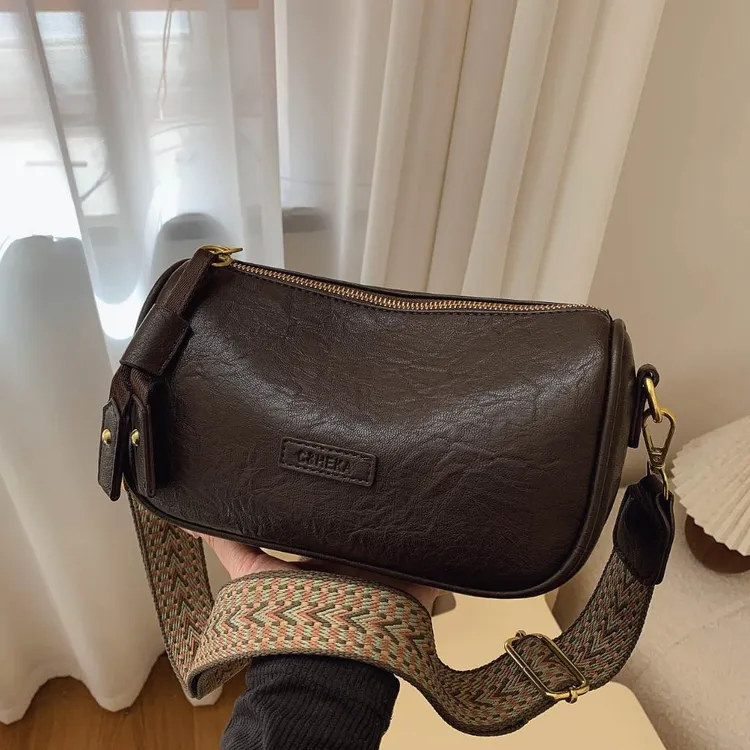 ins斜挎包美拉德复古包包女2026春夏新款爆款时尚百搭单肩斜挎包商品图