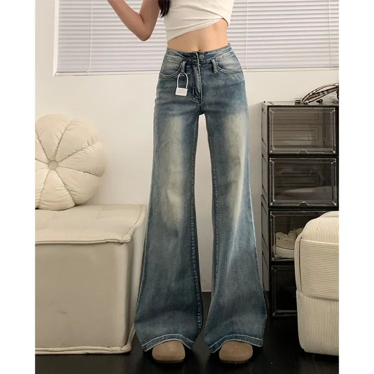 低腰复古设计感水洗微喇牛仔裤女秋冬新款美式街头休闲显瘦直筒裤