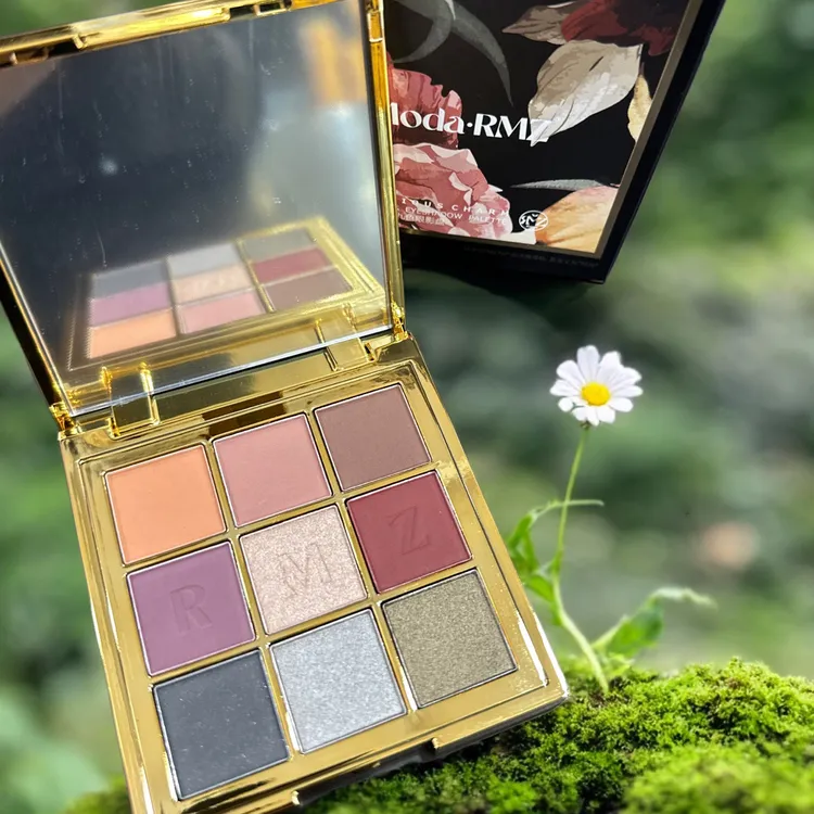 moda rmz  臻哲魅力九色眼影盘