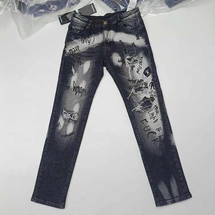 男泼墨破洞字母印花牛仔裤新款设计感黑色涂鸦个性宽松直筒长裤子