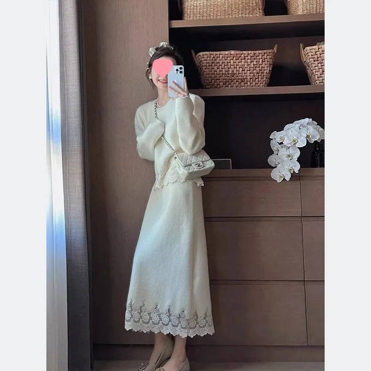 a秋冬款高级感小洋装气质名媛白色毛衣两件套针织半身裙两件套女