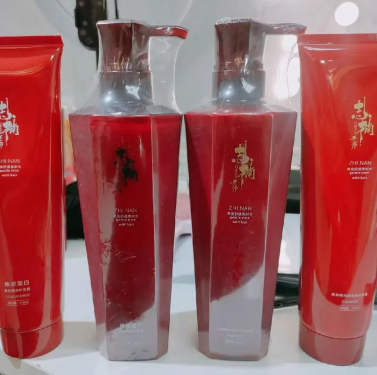氨基酸深层清洁洗发水，有效清洁头皮污垢