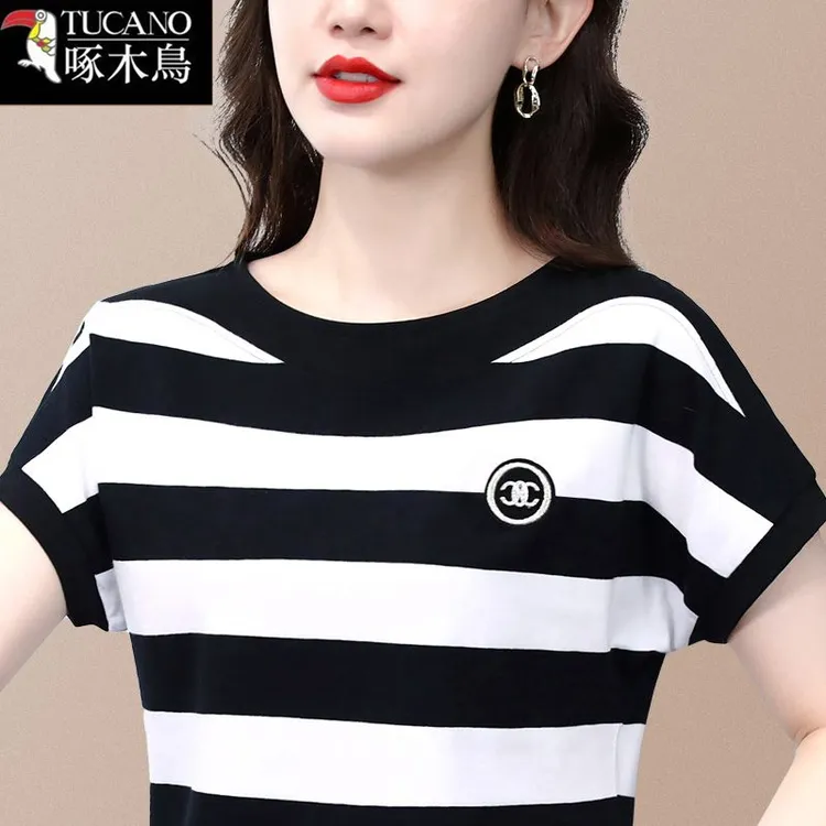 啄木鸟秋季休闲百搭小众圆领短袖T恤2025新款撞色条纹显瘦上衣潮