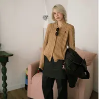 HELLOTANGO《老钱美学》秋冬经典绞花纹刺绣兔绒混纺针织开衫8325#