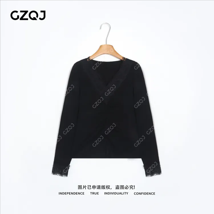 老琴私服【柔蚀战袍】琥珀流光风绵羊毛V领蕾丝针织衫女秋款 66086