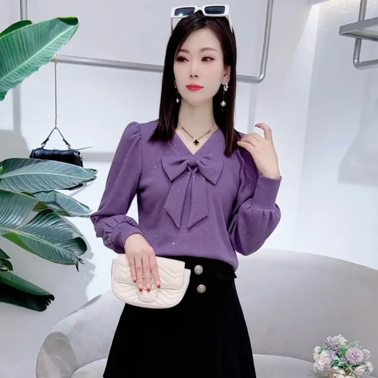 时尚法式V领衬衫女2025秋季新款洋气显瘦甜美蝴蝶结亮片打底上衣