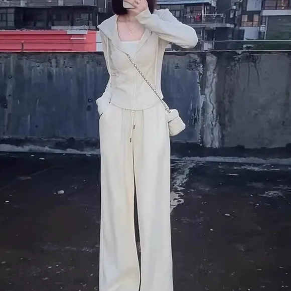秋季女装2025新款时尚洋气休闲运动套装女连帽卫衣阔腿裤两件套女