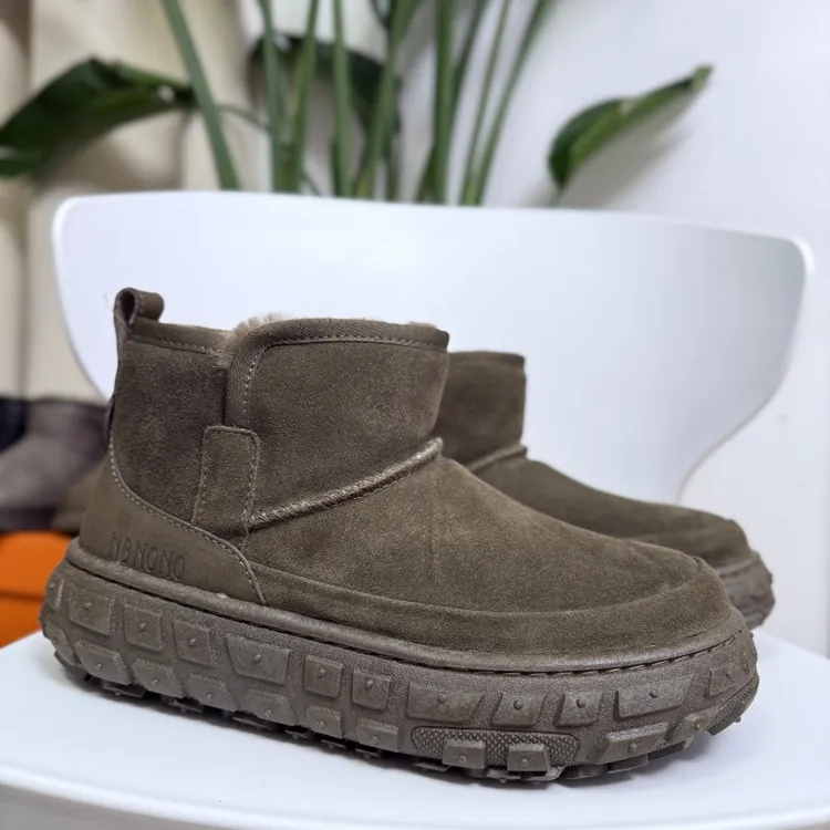 25856-1特厚羊皮毛一体！轮胎厚底上线缝制男款东北大棉鞋