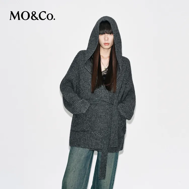 【马思纯同款】MOCO针织外套2025冬新品浴袍式附腰带MBE4CART06