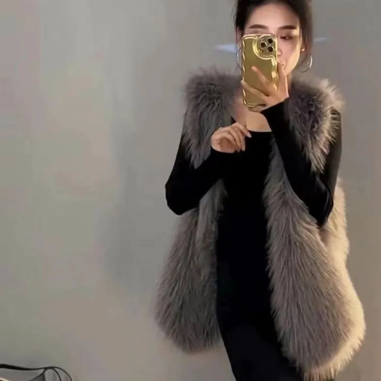 2025秋冬新款狐狸毛马甲女年轻韩版显瘦外搭皮草毛坎肩