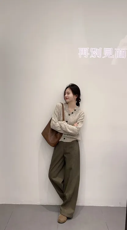 时尚套装两件套2025气质显瘦洋气休闲百搭性感辣妹外出上衣长裤女