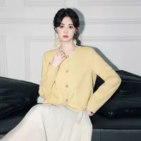 法式黄色小香风外套女秋季2025春秋新款宽松蕾丝边圆领开衫短上衣