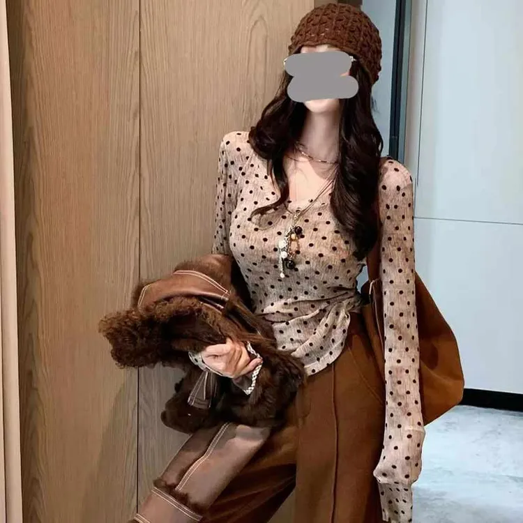 长袖波点修身型秋季复古收腰秋冬体恤上衣
