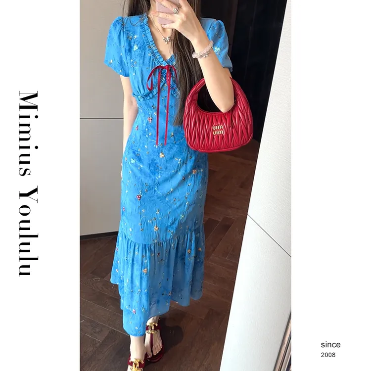 【mimius】L 温柔优雅风刺绣碎花茶歇V领连衣裙 G04477