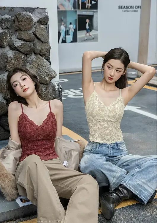 早秋新款纯欲风蕾丝吊带一体杯内搭外穿修身百搭洋气背心美背打底