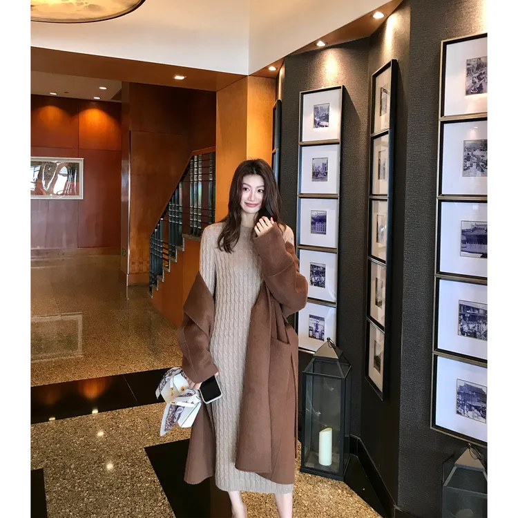 【ALONE SAVOR】龍喜儿智感美学 优雅兔毛针织钩花连衣裙D089