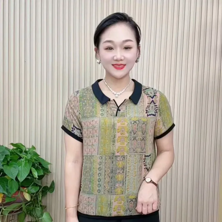 夏季宽松中老年洋气妈妈装休闲简约清新薄款显瘦短袖翻领T恤上衣