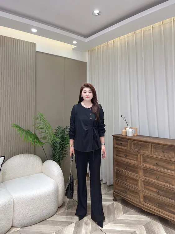 【上新裤子】PMM82155早秋新款休闲时尚百搭高腰微喇裤大码女装