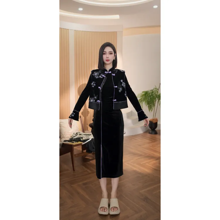格娜高品质新中式国风秋冬复古重工蝴蝶刺绣马甲丝绒连衣裙套装