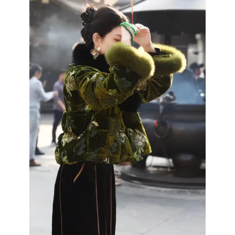 高级感新中式国风外套女2026年冬季新款今年流行爆款复古唐装棉服