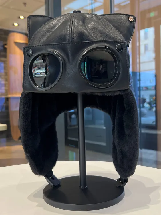 韩国超火猫耳朵毛绒男女ins个性百搭男款雷锋帽2025冬季帽子男款