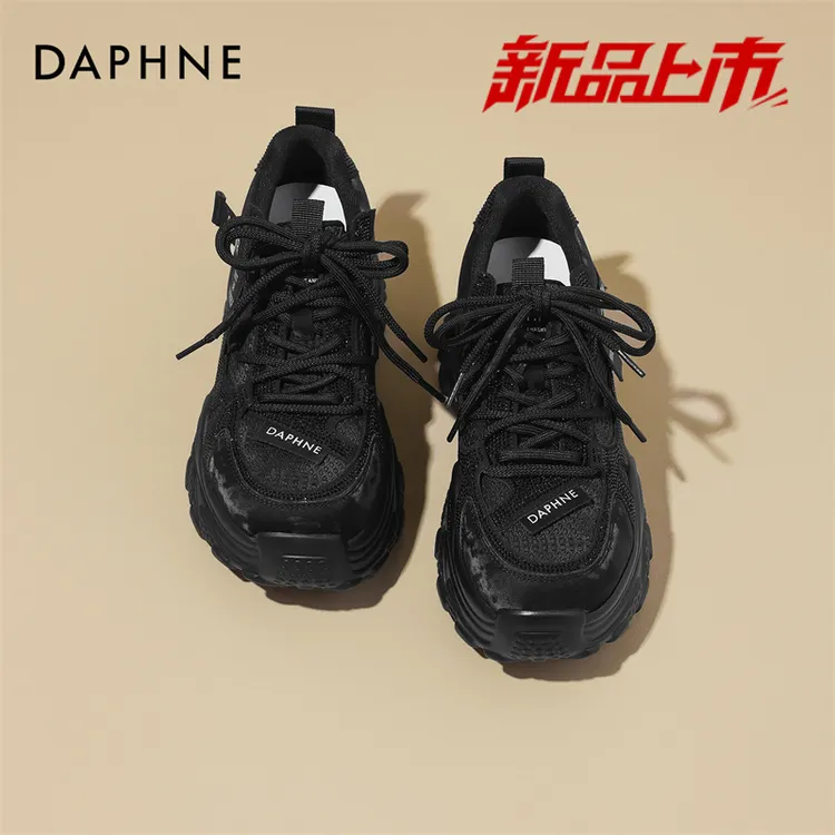 达芙妮黑色厚底休闲鞋女鞋2025秋冬季时尚百搭学院风潮流老爹鞋女