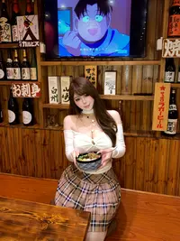 胖婷大码定制 9/25 19:00PM 新品发售「纯系韩模」挂脖针织打底衫
