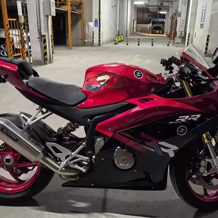 适用张雪500RR 改装RCR油箱罩升高油箱战斗姿态造型适用赛道配件