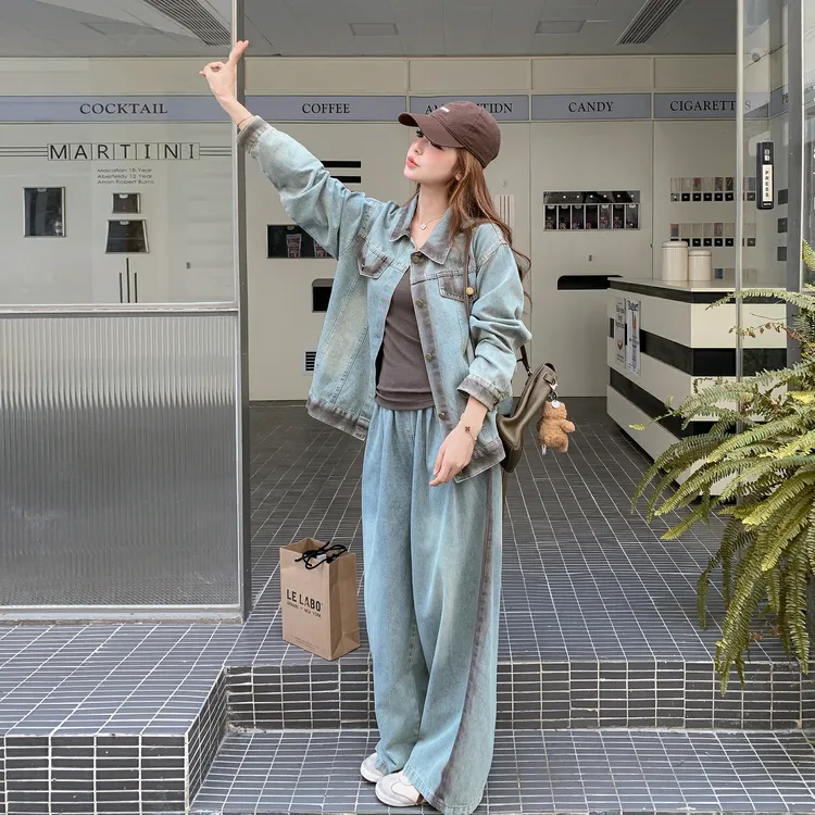 时髦休闲风减龄牛仔套装女秋季新款百搭设计感外套休闲裤两件套