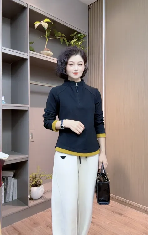 2025年显瘦休闲气质舒适百搭双面绒拼接上衣长袖打底5639