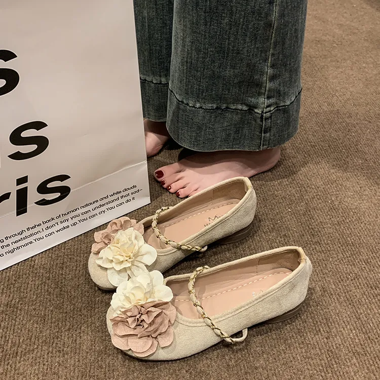 仙女鞋温柔单鞋女平底2025年春季新款花朵圆头浅口晚晚风玛丽珍鞋