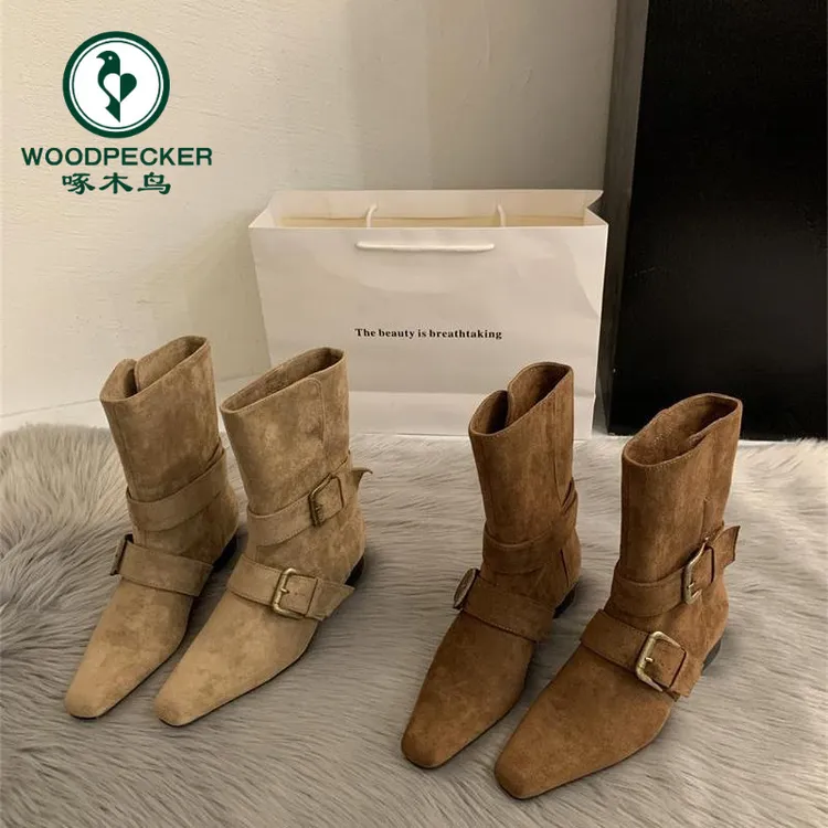 啄木鸟2025韩版新款小众设计复古法式短靴小方头西部靴中筒靴女靴