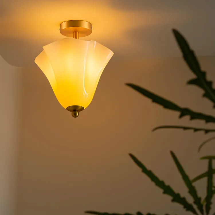 法式中古奶油风吸顶灯小卧室书房轻奢简约儿童房复古玻璃灯具