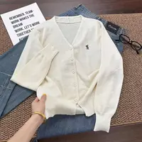 刺绣小兔子~韩系V领修身显身材纤细 纽扣针织开衫T065杏